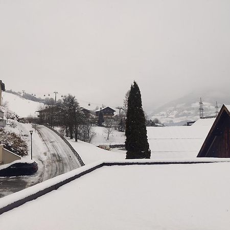 Appartement Schoenpflug Kaprun Exterior photo